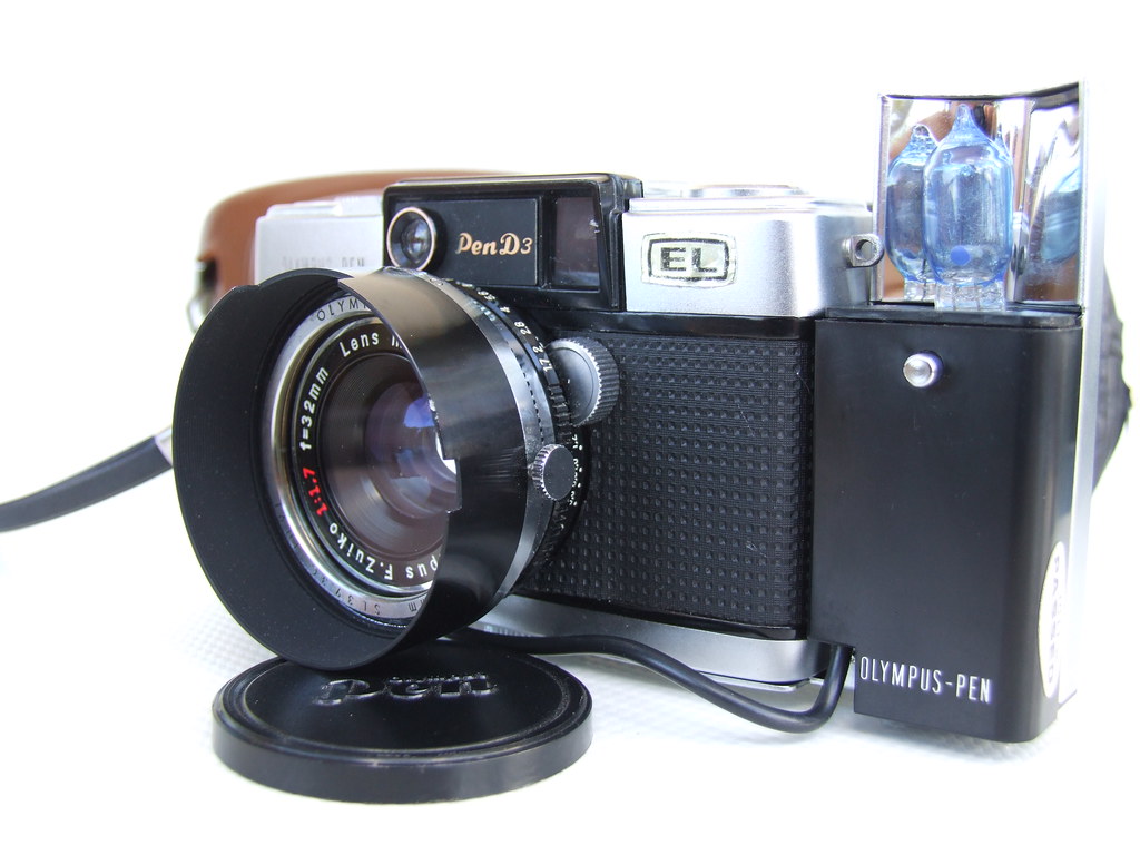 OLYMPUS PEN D3 Half-frame camera _DSCF3346 | 1965 came as la… | Flickr