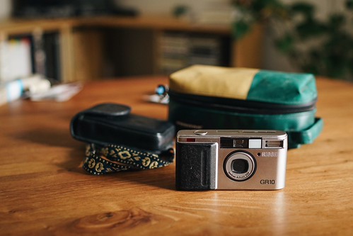 空前のフィルムカメラブーム到来【RICOH GR10】│MasahiroMat.com