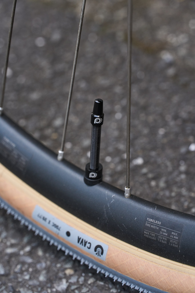 ULTRADYNAMICO* cava JFF tire (black/tan) - BLUE LUG ONLINE STORE