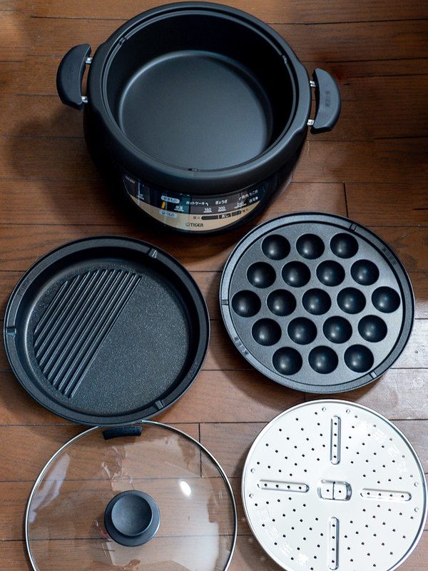 冬は鍋だね タイガー グリルなべ 3枚タイプ ブラウン CQG-B301T