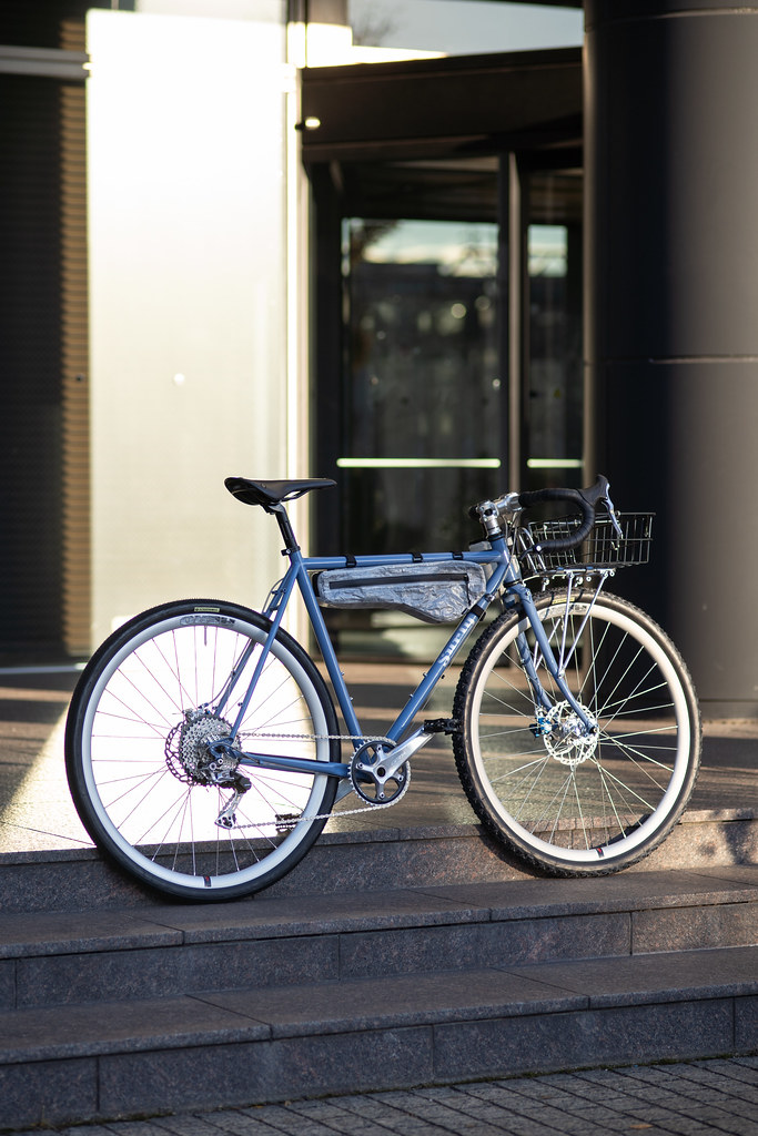 SURLY* straggler / BUILT BY BLUE LUG - CUSTOMER'S BIKE CATALOG