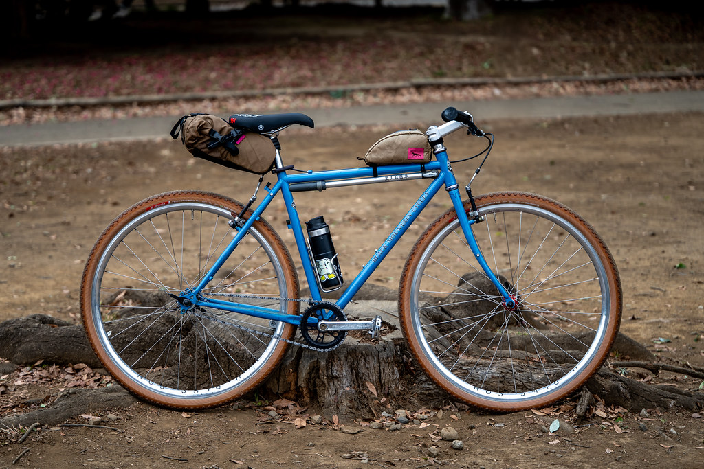 Issue's *BLACK MOUNTAIN CYCLES* monstercross / BUILT BY BLUE LUG