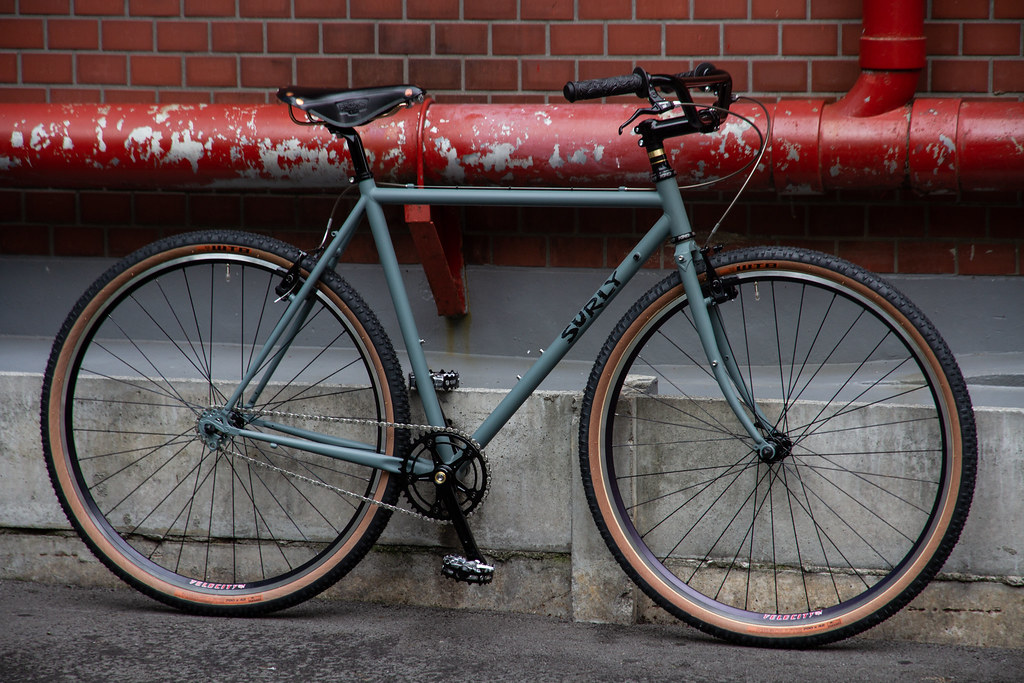 SURLY* cross-check / BUILT BY BLUE LUG - CUSTOMER'S BIKE CATALOG
