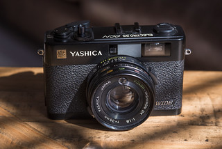 Yashica Electro 35 CC - Camera-wiki.org - The free camera encyclopedia
