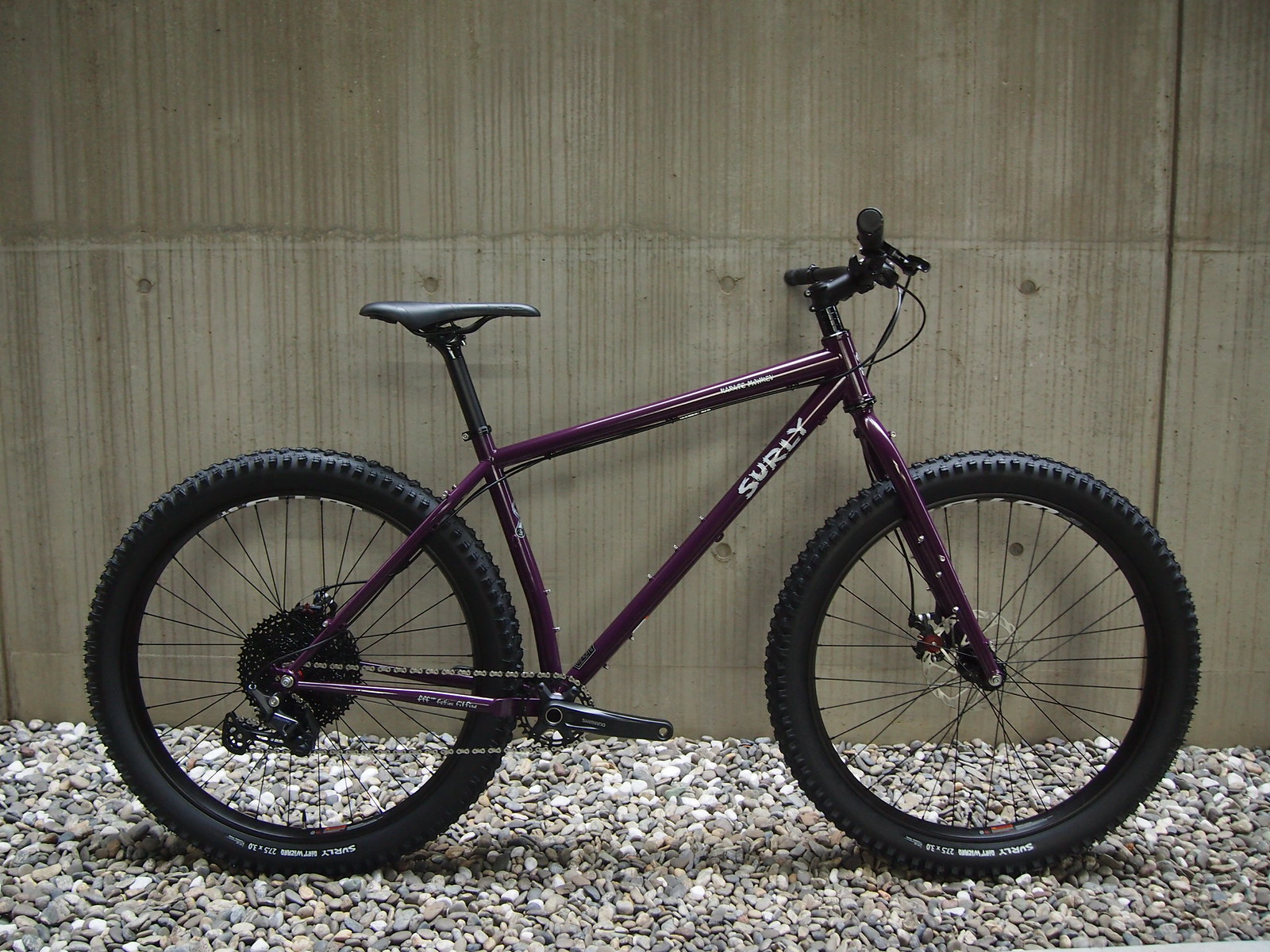 Mサイズ在庫有り！オリジナル仕様のSURLY 