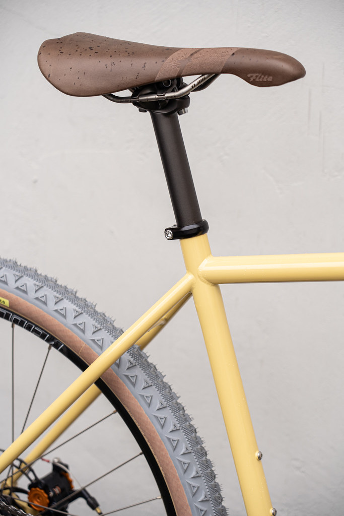 CRUST BIKES* evasion lite / BUILT BY BLUE LUG - CUSTOMER'S BIKE