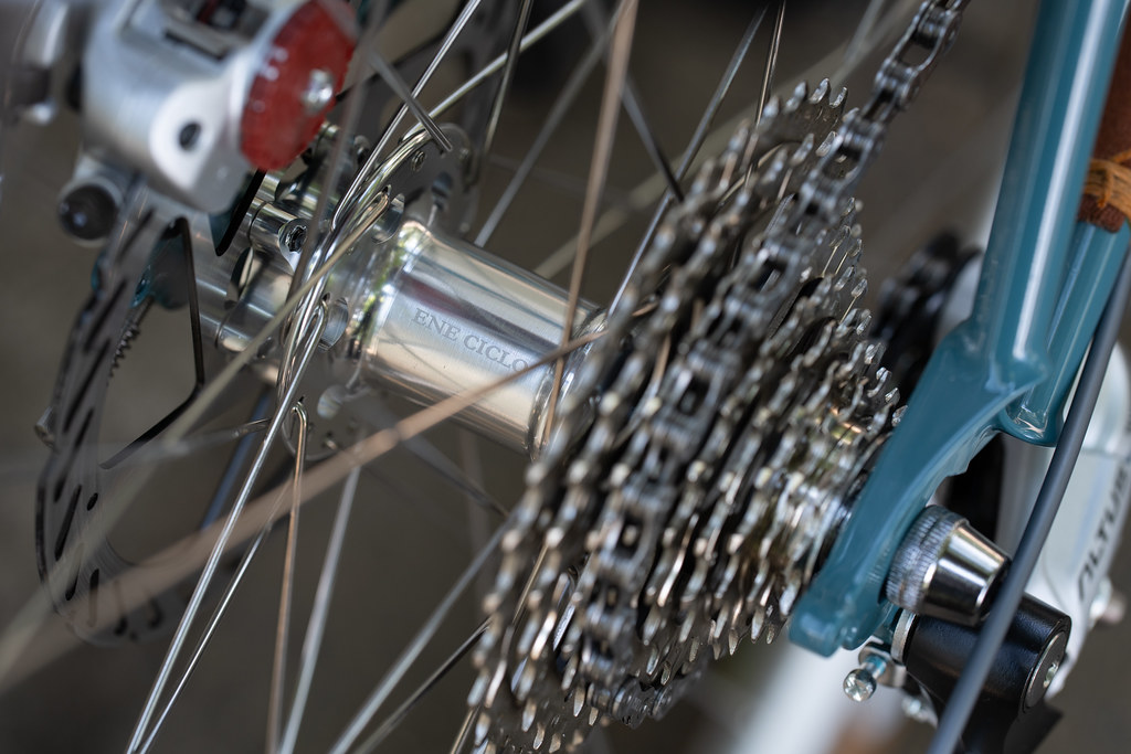 SURLY* straggler / BUILT BY BLUE LUG - CUSTOMER'S BIKE CATALOG