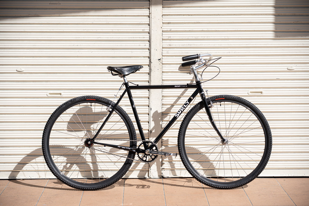 SURLY* cross check / BUILT BY BLUE LUG - CUSTOMER'S BIKE CATALOG