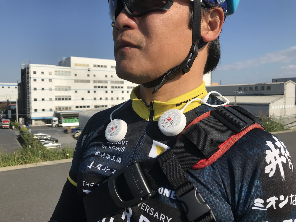 自転車に乗りながら合法的に音楽を聴く 耳に装着しないスピーカー