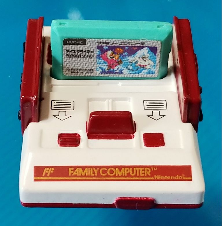 Nintendo ファミコン&カセットインボックスセット フィギュア 任天堂