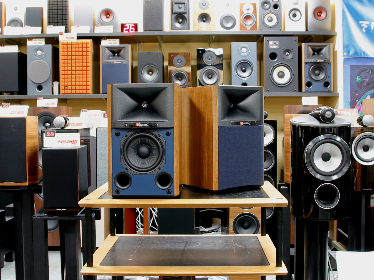 JBL 待望のワイヤレススピーカー 4305Pの展示を開始しました