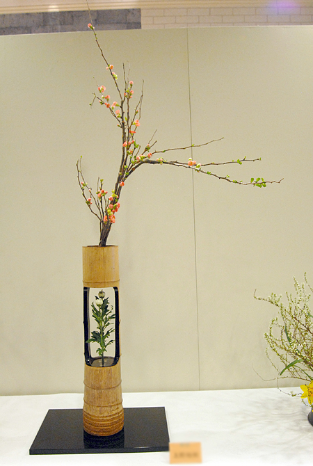 八戸総合華道展より 『龍生派』 : かしの木のたわごと