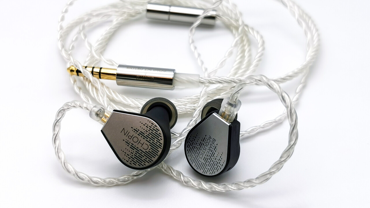 Gizaudio × Binary Chopin」 個性的なデザインにバランスに優れた3BA+