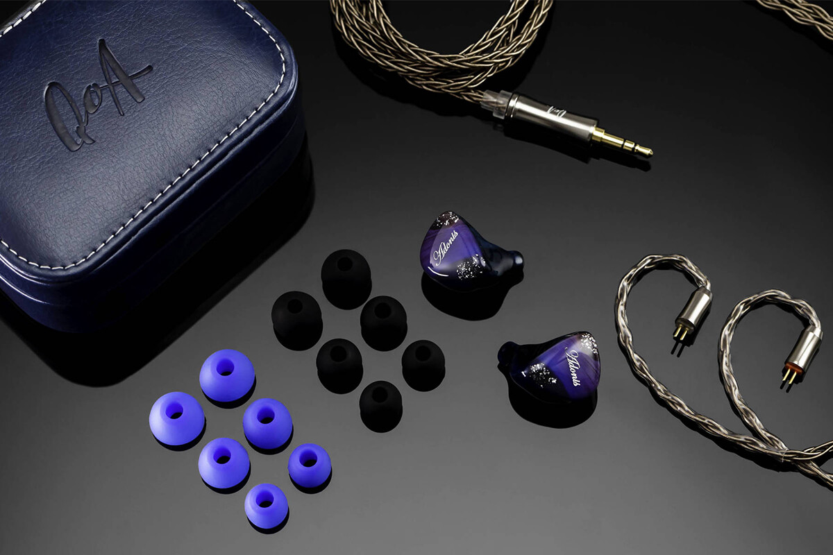 QoA Adonis」 美しいフェイスとウッドシェル。まさに「見た目イヤホン