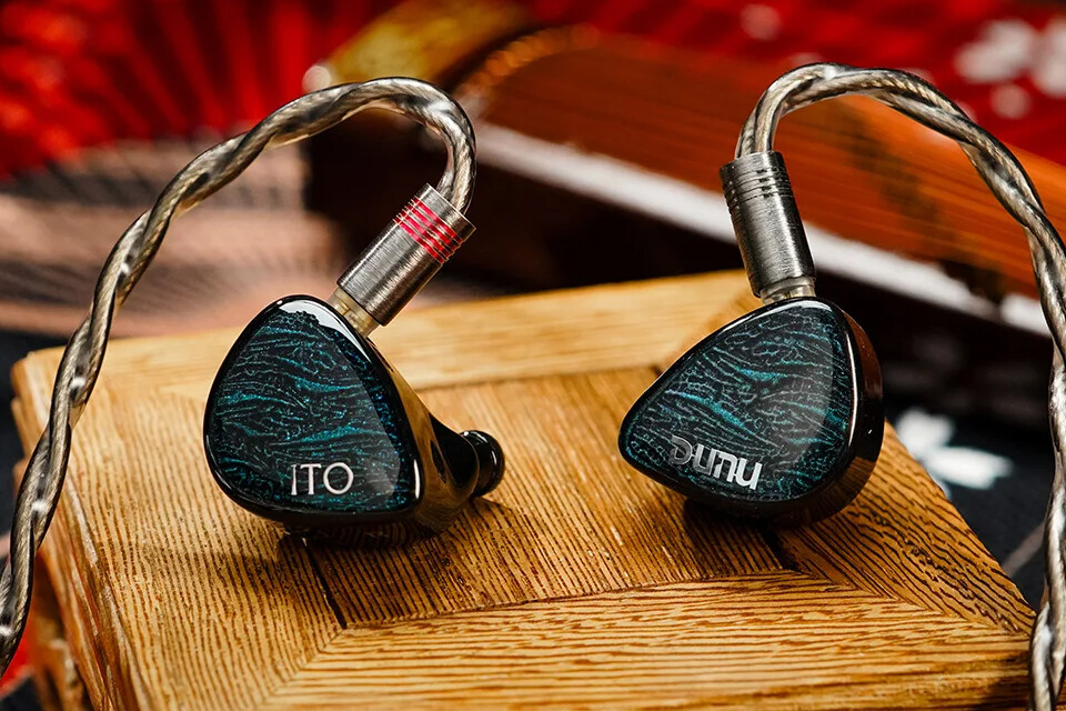 DUNU X KOTO ITO」 2DD+2BA構成でボーカル域と強力な低域による特徴的