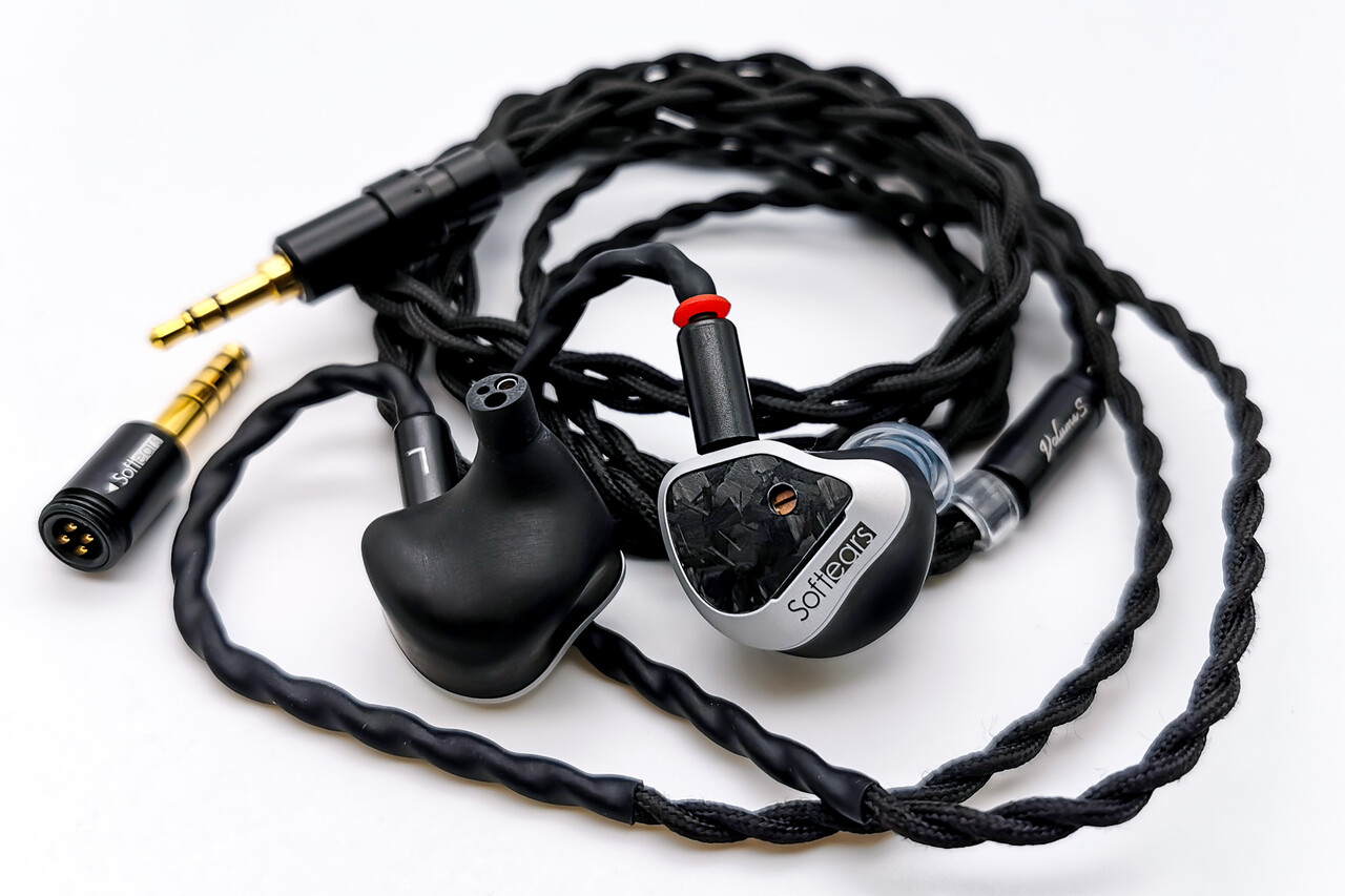 棚からレビュー】 「Softears Volume S」 クールな外観と2種類のモード