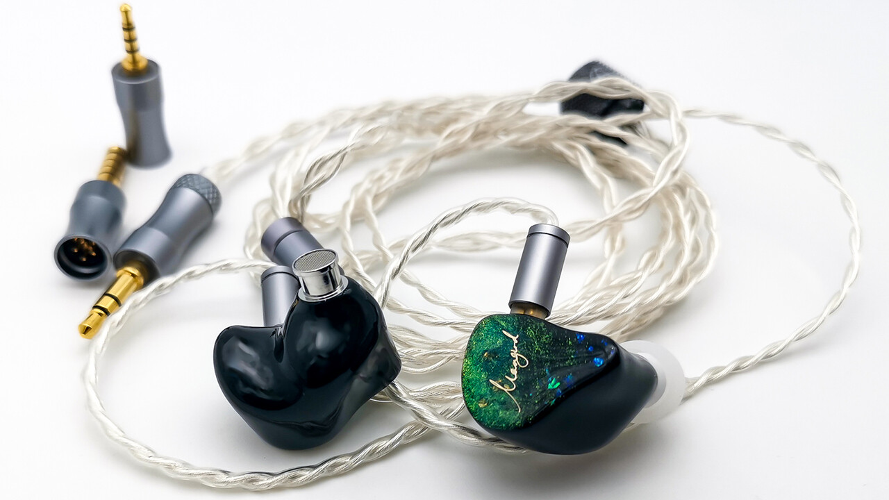 XENNS Mangird Top」 Knowles&Sonion製BAとベリリウムコートによる8BA+