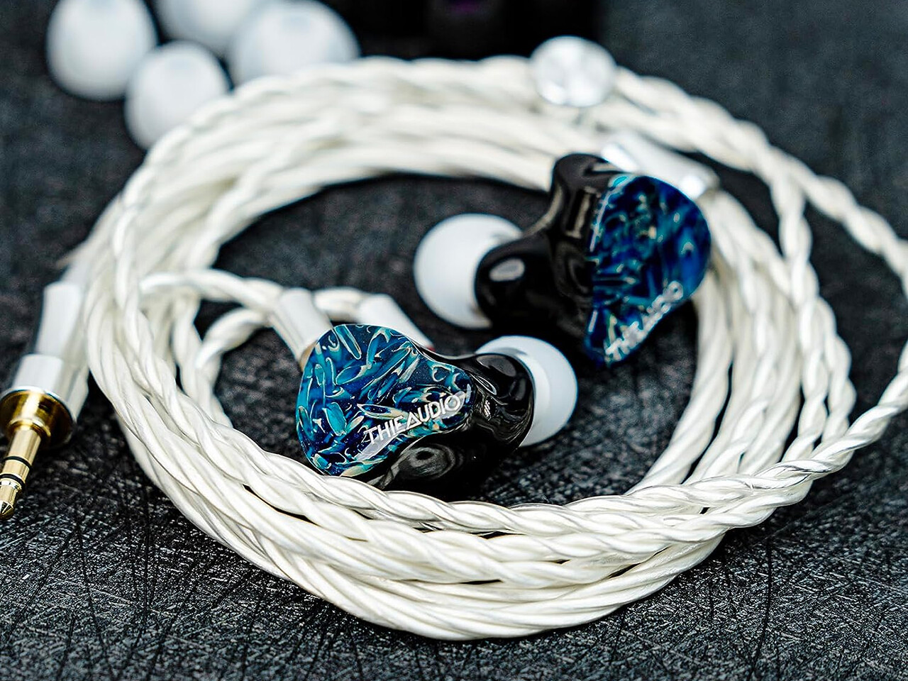 THIEAUDIO Hype 2」 独自のアイソバリック式ウーファー搭載による怒濤