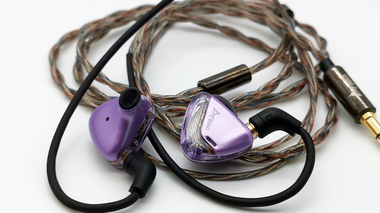 IKKO OPAL OH2」 コンパクトなメタルシェルに、詳細かつ自然な高品質