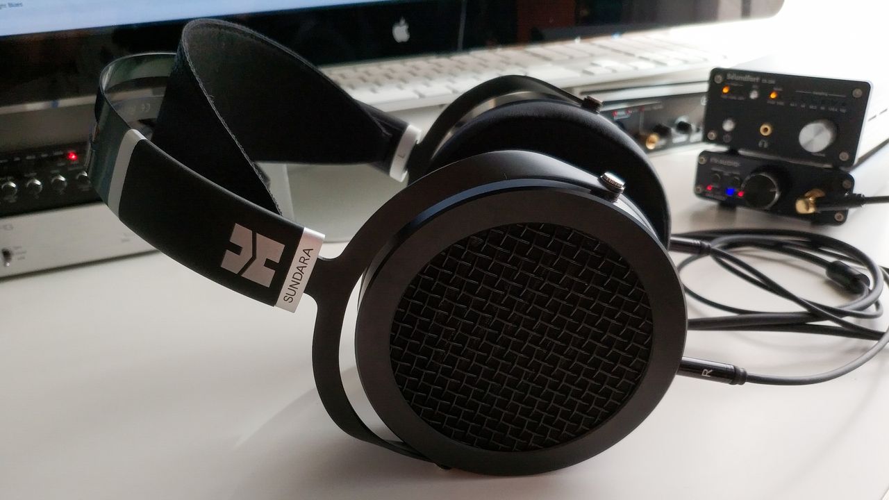 HIFIMAN SUNDARA」 新開発の平面駆動ドライバーとシンプルで美しい