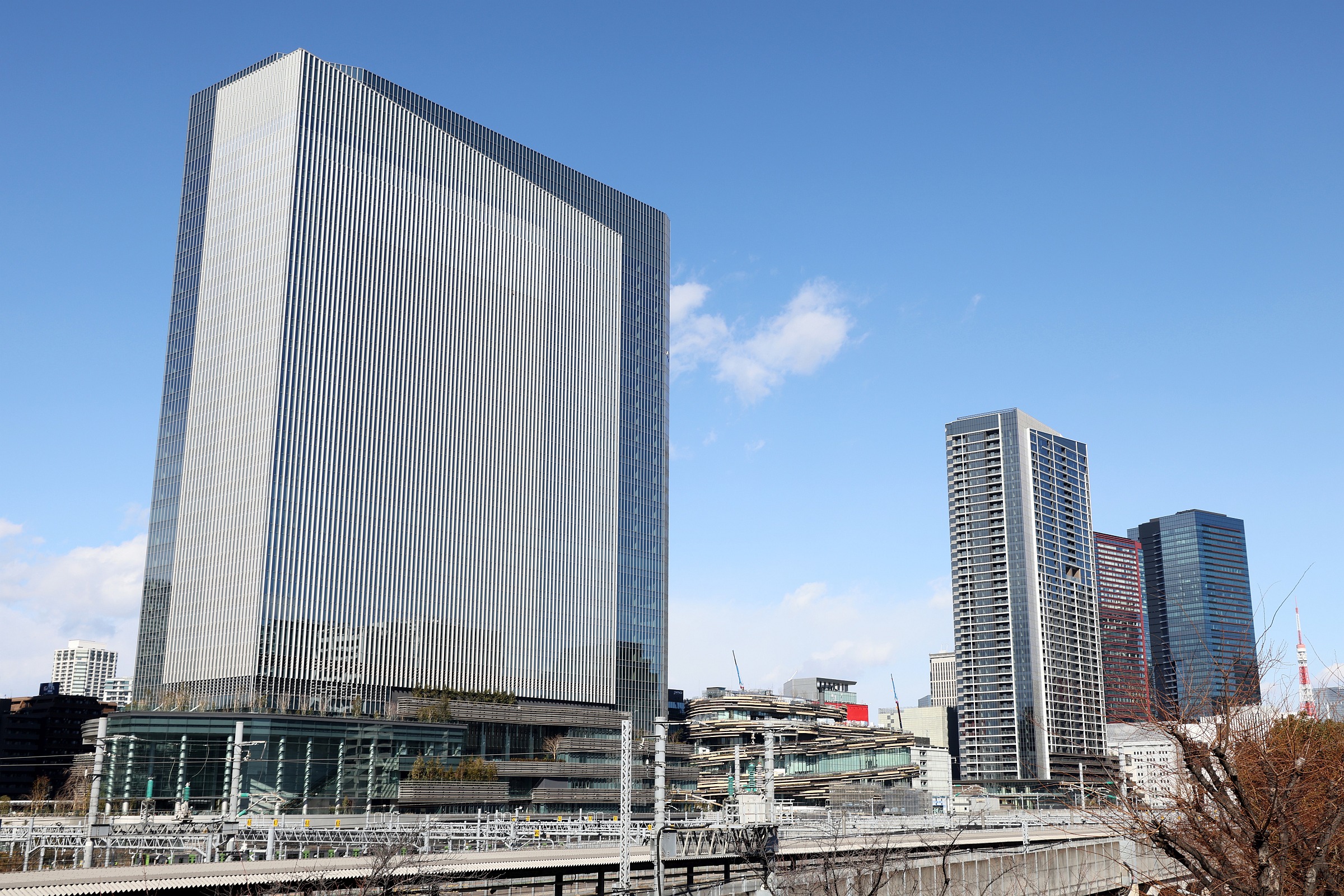 地上31階オフィス「THE LINKPILLAR 2」と隈研吾氏デザイン「MoN