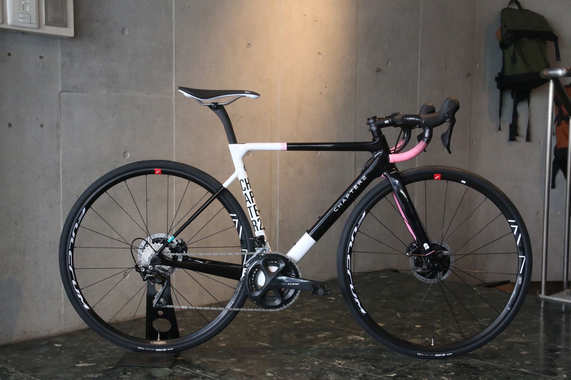 CHAPTER2 TERE WHITE&Pink 組み上げ納車 : K&M CYCLE BLOG