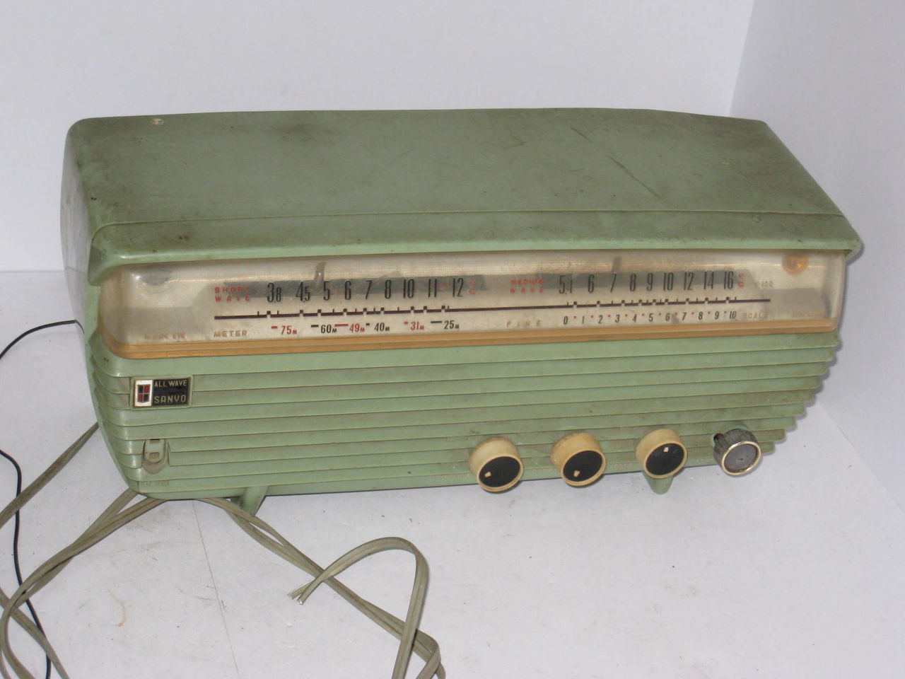 真空管ラジオサンヨーSF-75の修理 : 真空管ラジオ修理キッシー工房