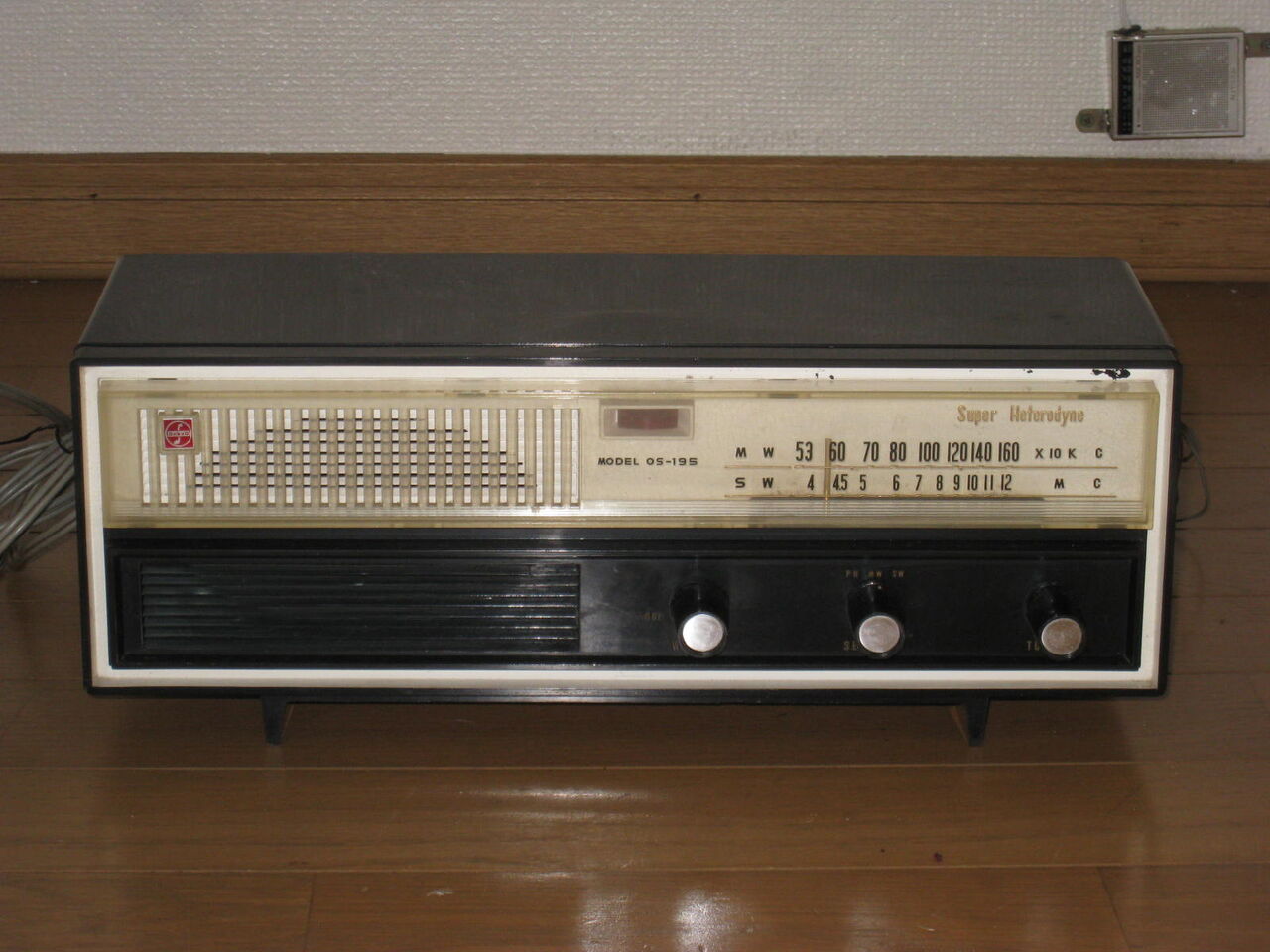 真空管ラジオ オンキョーOS-195 の修理とGM520のチョーク追加 : 真空管