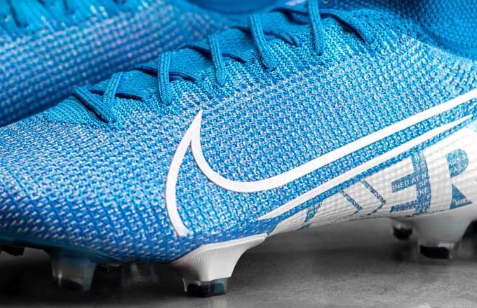 新型】 ナイキ マーキュリアルスーパーフライ7 & ヴェイパー13 FG 正式