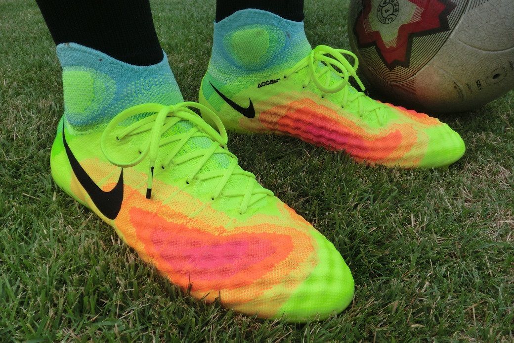 レビュー】 ナイキ マジスタオブラ2 FG 評価 : Kohei's BLOG サッカー