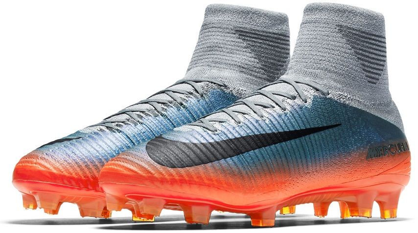 新色】 マーキュリアルスーパーフライV CR7 チャプター4 : Kohei's