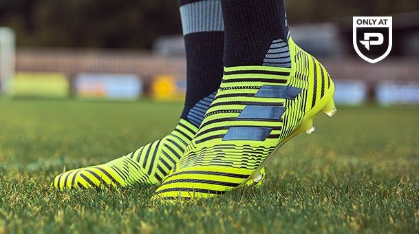 海外限定カラー】 ネメシス17+360アジリティFG/AG ソーラーイエロー