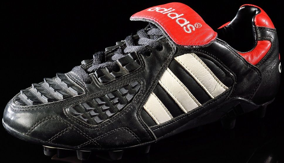 アディダス 歴代 プレデターシリーズ 全まとめ (プレデター18.1