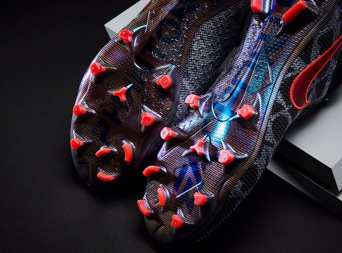 12月15日発売】 EA SPORTS × ナイキ ファントムビジョンFG コラボ 正式