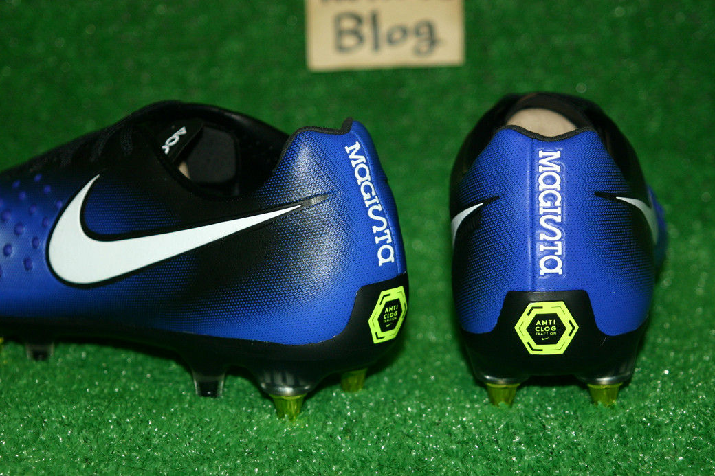 詳細】 ナイキ マジスタオーパス2 SG-PRO AC アンチクロッグ