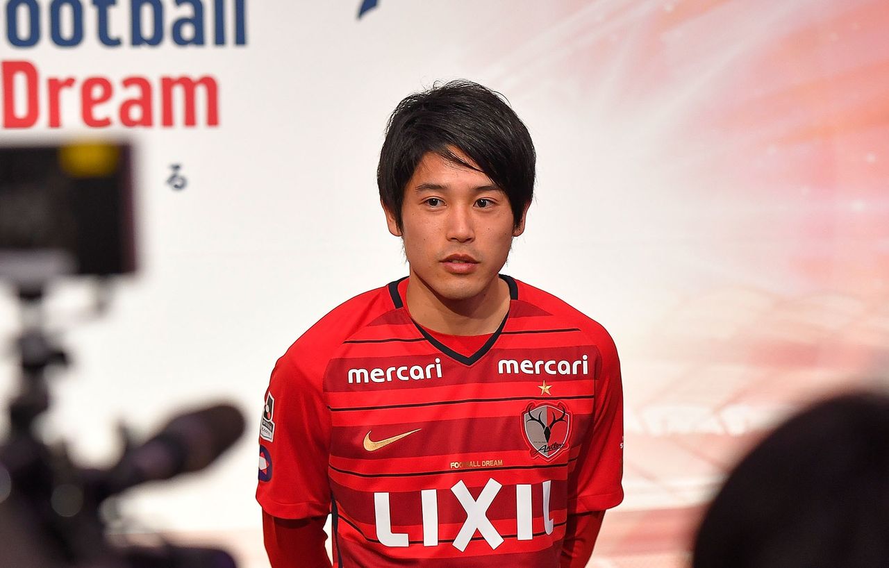 内田篤人が鹿島に復帰！着用スパイクはアディダス プレデター18.1 FG