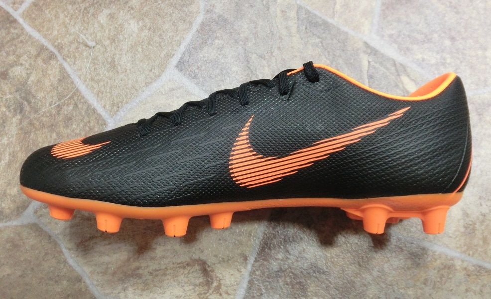 黒×橙】 ナイキ マーキュリアルヴェイパー12 エリート AG-PRO 登場