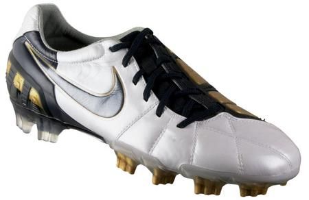 トータル90レーザー3を振り返る : Kohei's BLOG サッカースパイク情報