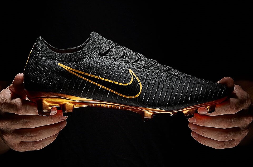 ナイキ限定スパイク「ファントムウルトラヴェノムFG」正式公開(追記