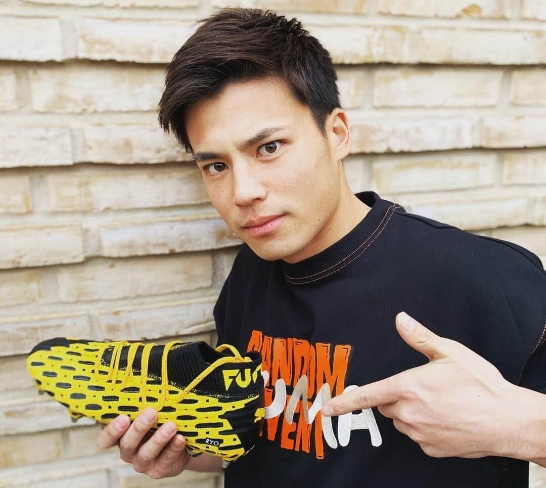 Jリーグデビューした横浜FMの宮市亮が履いているスパイクは