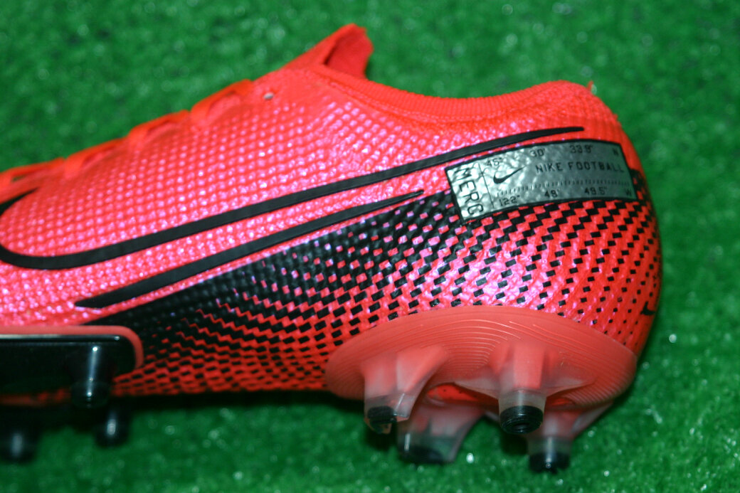 マーキュリアルヴェイパー13エリートAG-PRO 機能性まとめ (レーザー