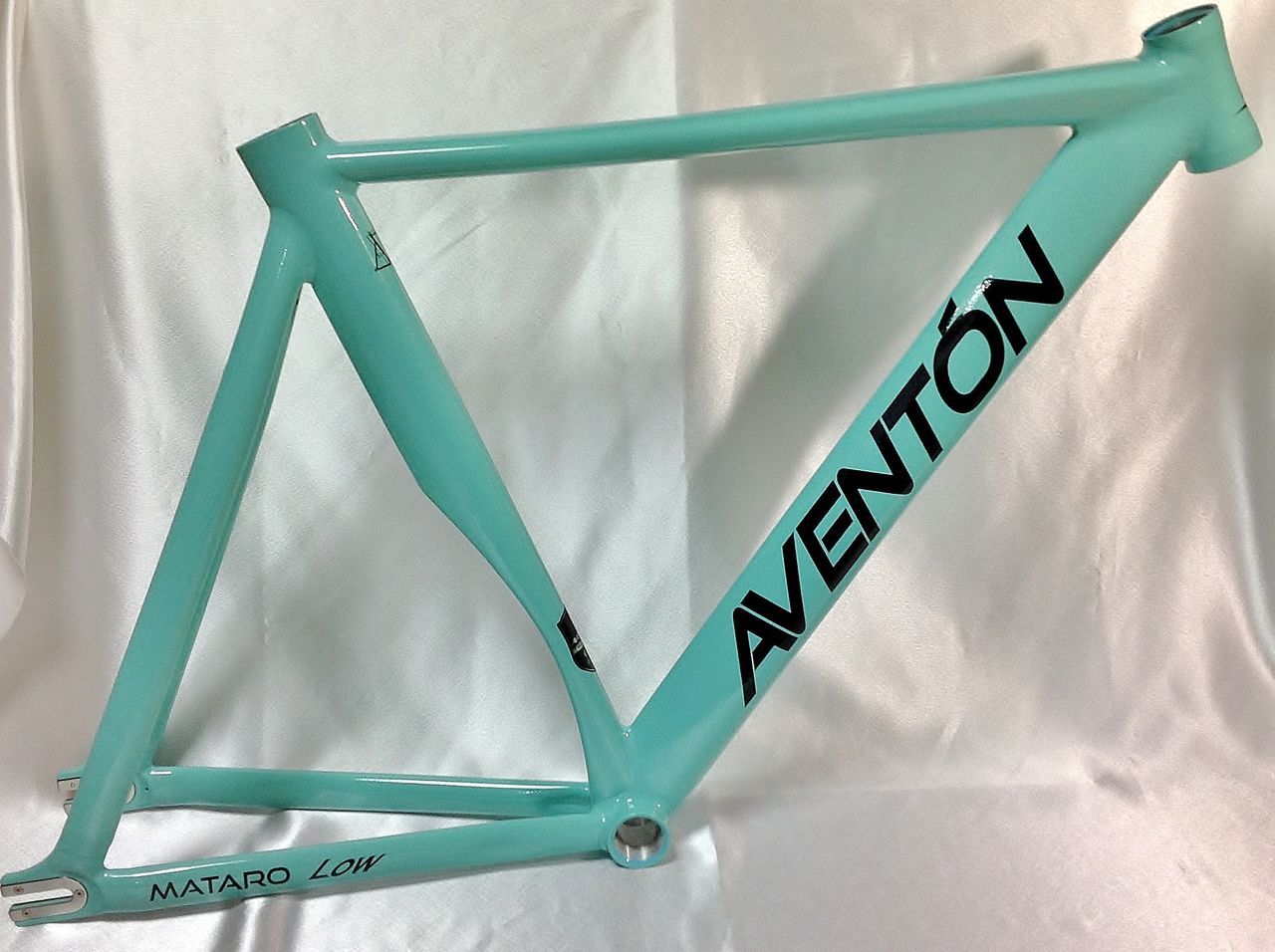 AVENTON BIKES 取扱い開始！【橋輪Blog】 : 橋輪