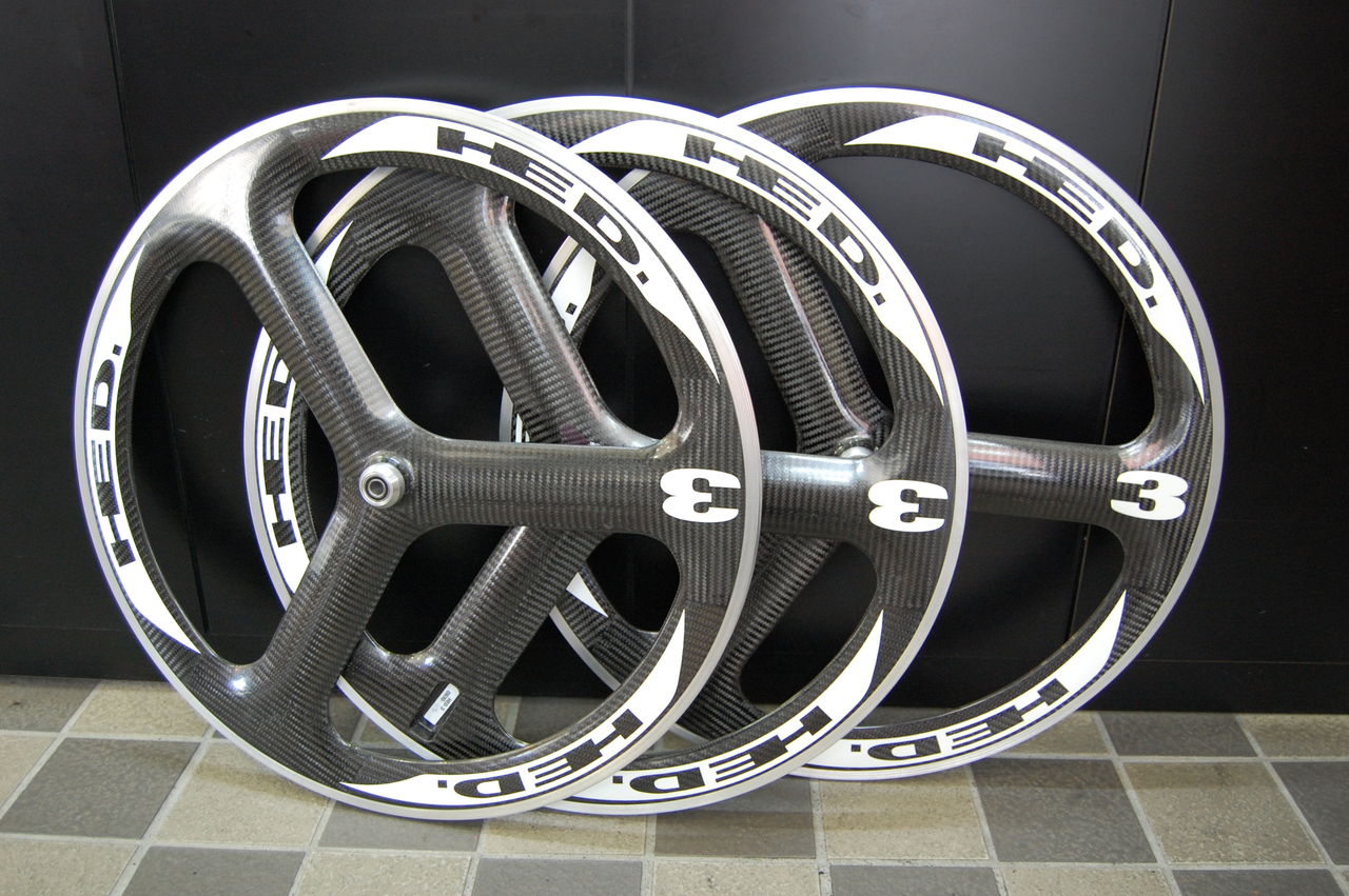 HED カーボンホイール : 橋輪