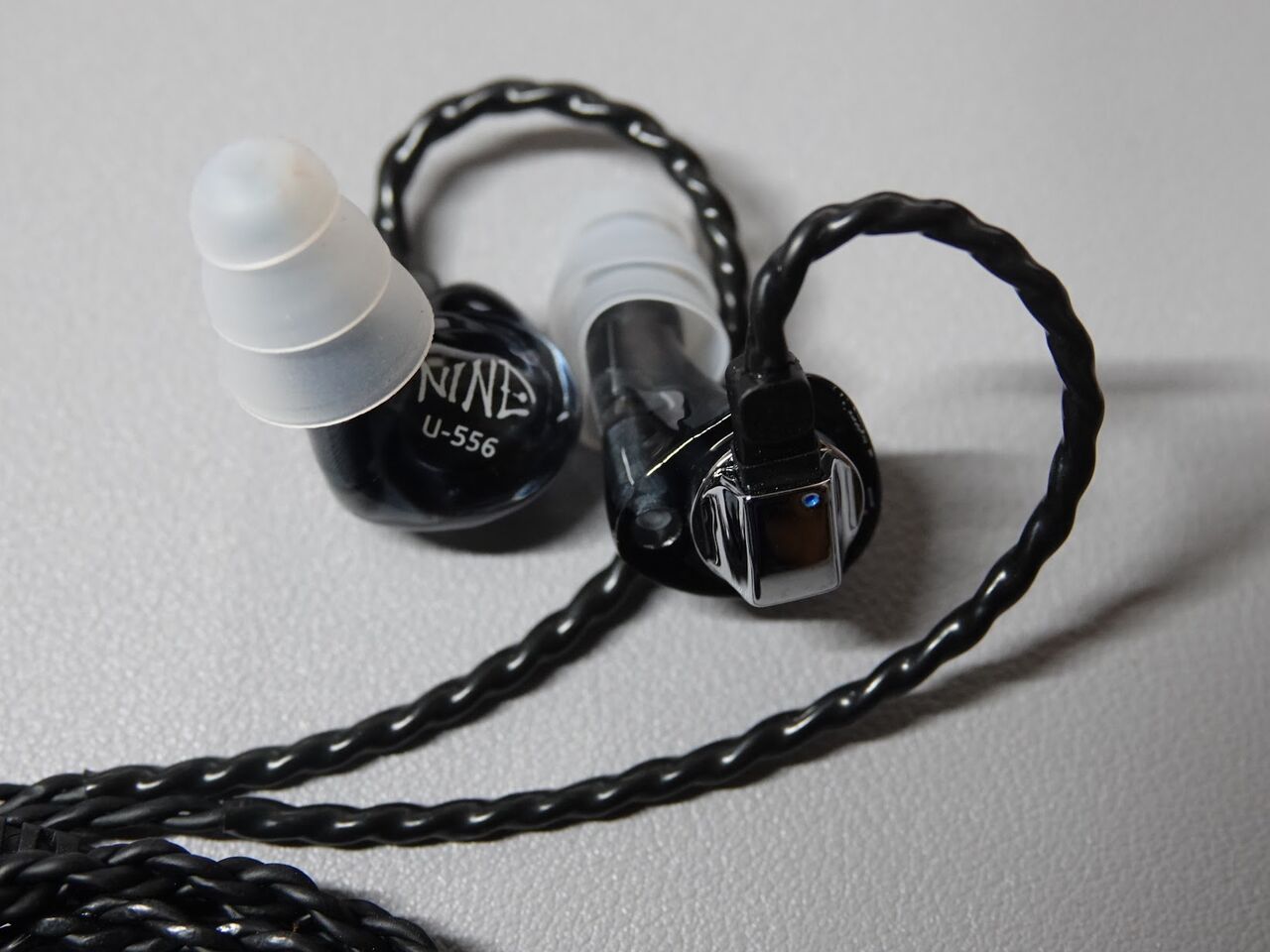 YU9 Audio U-556とU-554のレビュー〈PR〉 : メタラーのヘッドホンブログ