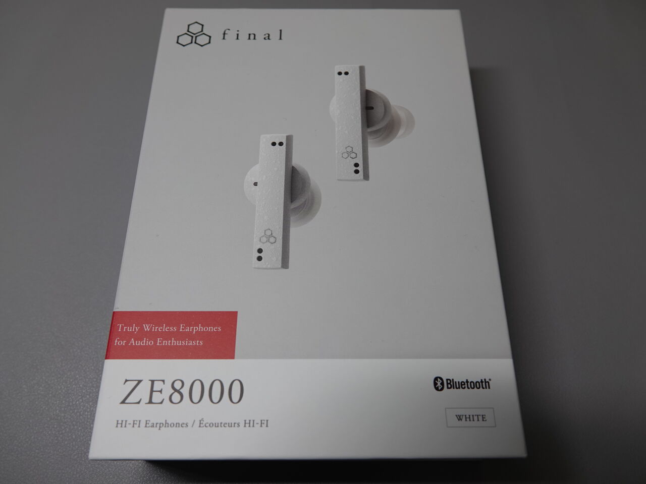 Final ZE8000のレビュー 音像がやたら大きい拡散する音、面白い音だが