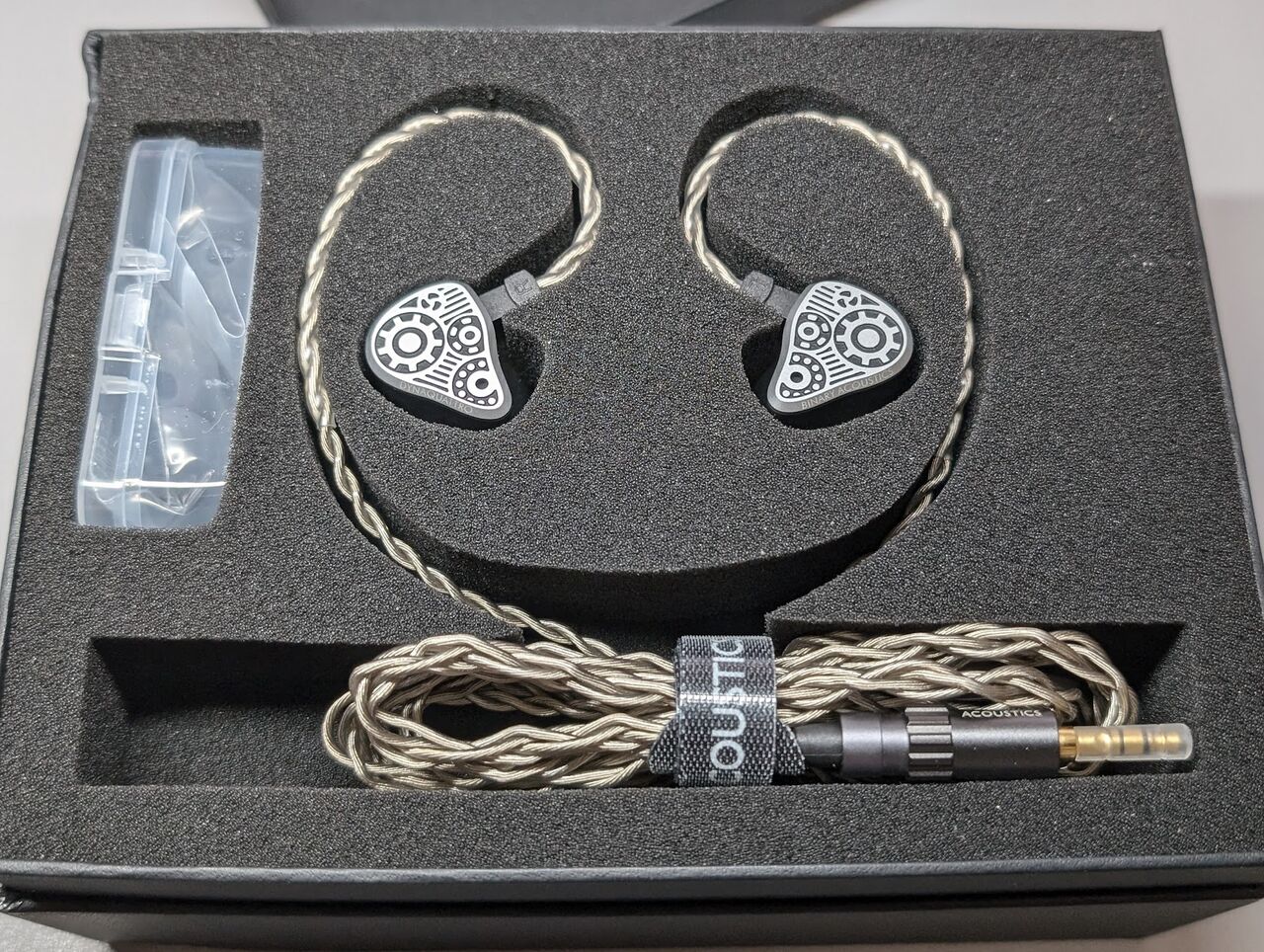 Binary Acoustics Dynaquattro 〈PR〉4DD構成にしては自然だけど