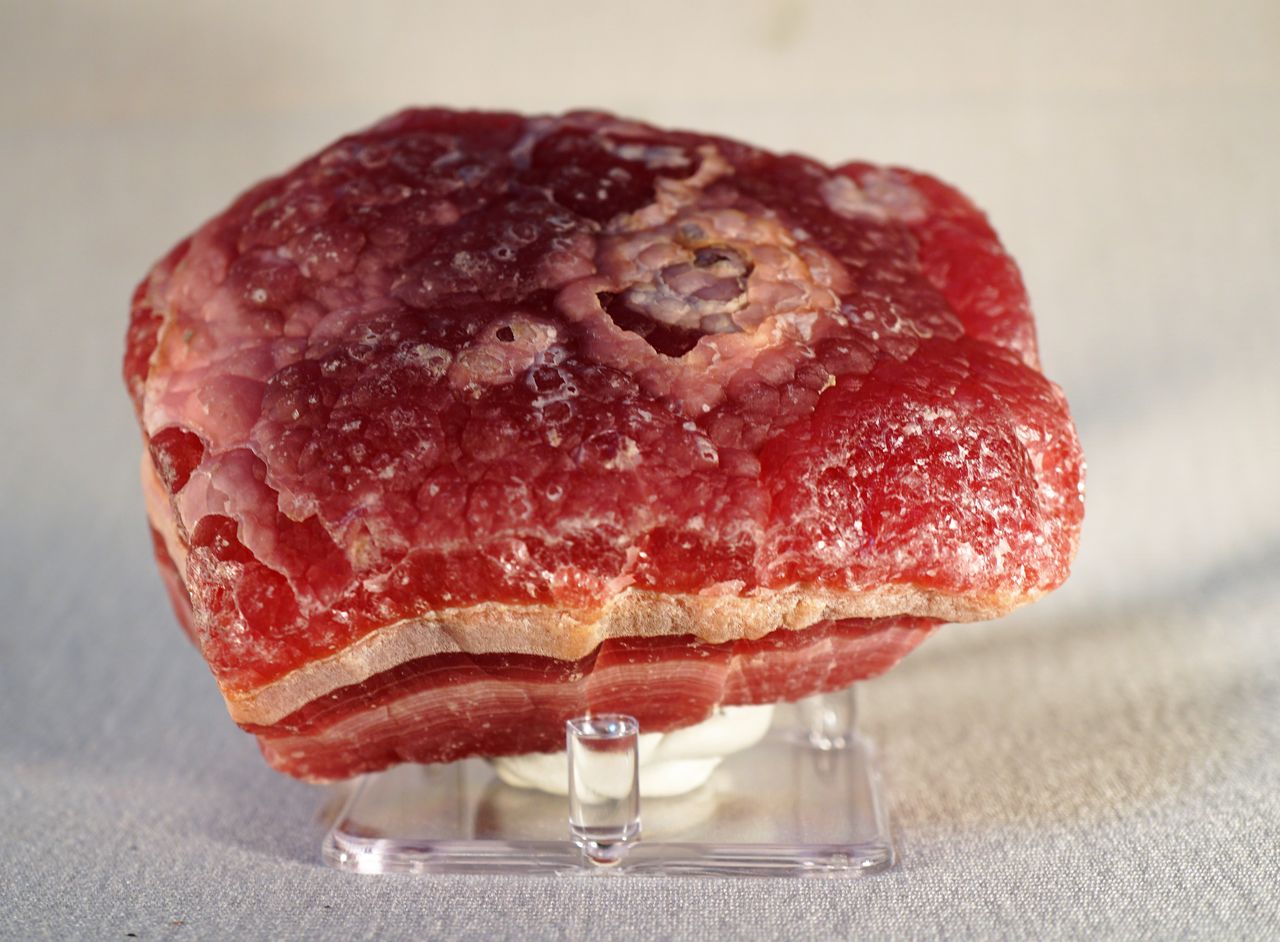 菱マンガン鉱 1 積丹ルビー : 奇跡の石ころ