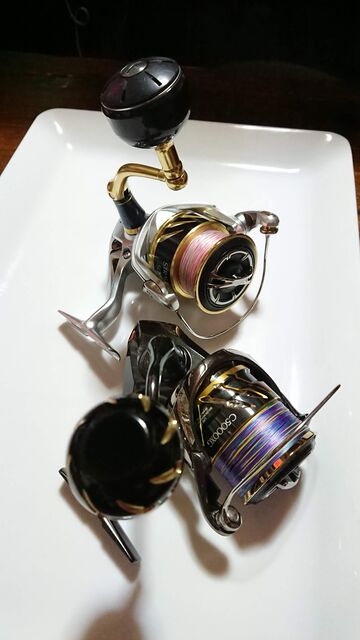 20ツインパワー4000XG(C5000XG)に18ストラディックC5000XGのハンドルは