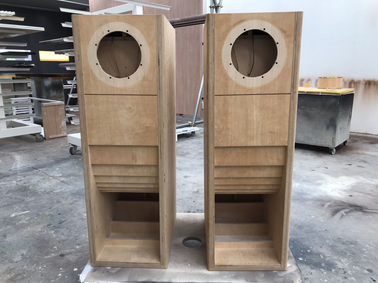 超レア品】バックロードホーンスピーカーの塗装（前編） : ニシザキ