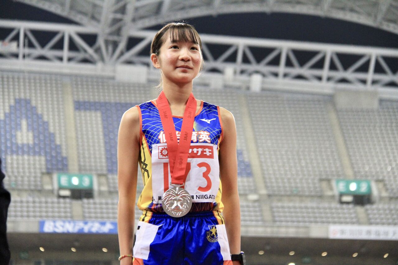 mizuno 仙台育英 陸上部 : ジャージ＆ユニフォーム女子